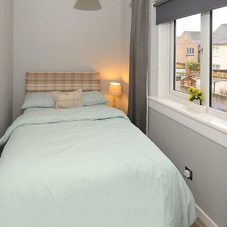 Three Bedroom Spacious House Stirling Exterior photo