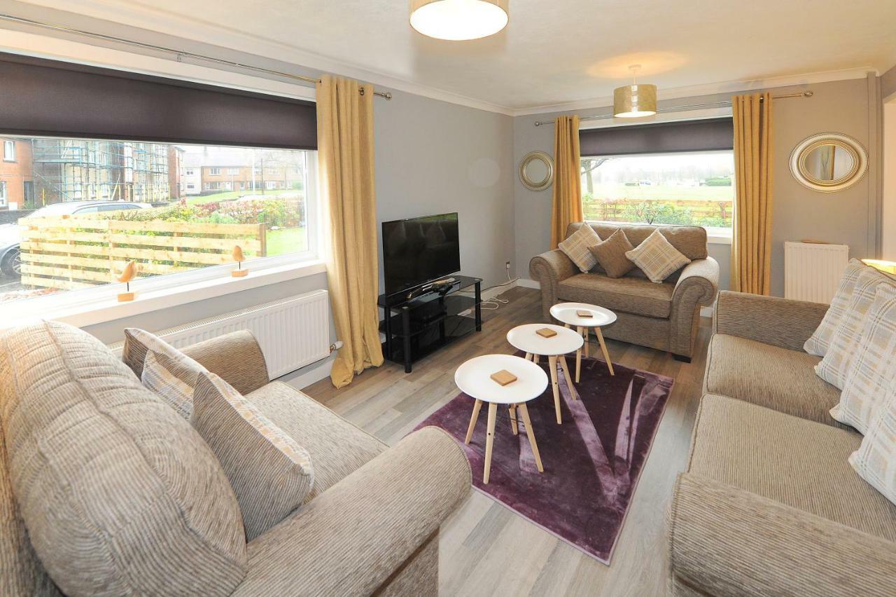 Three Bedroom Spacious House Stirling Exterior photo
