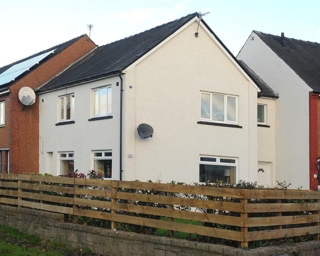 Three Bedroom Spacious House Stirling Exterior photo