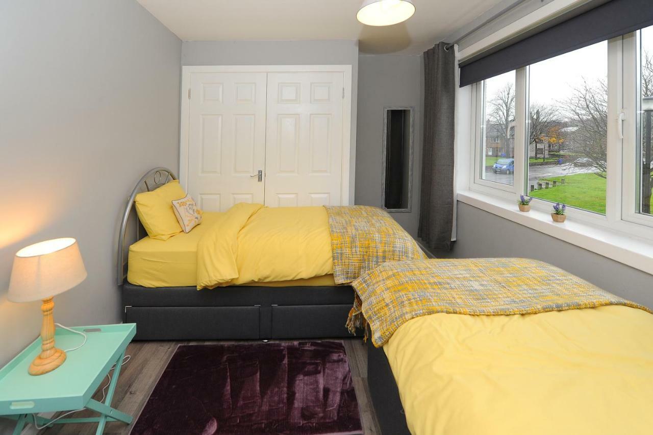 Three Bedroom Spacious House Stirling Exterior photo